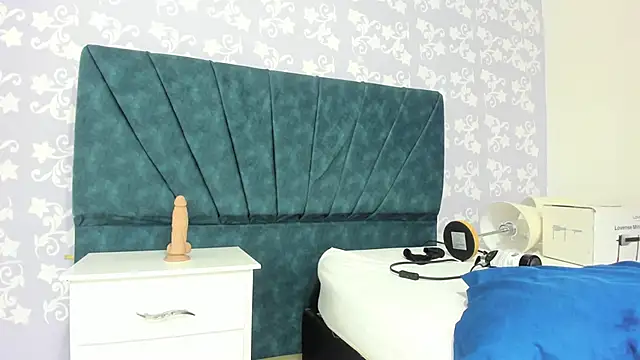 BritneySweet  online show from December 7, 2:09 am