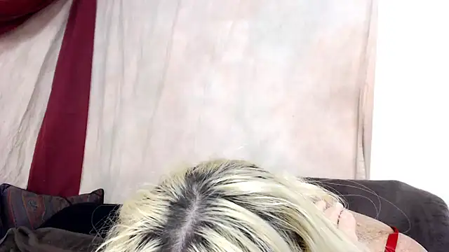 Jean Saint Sin online show from November 3, 6:36 am