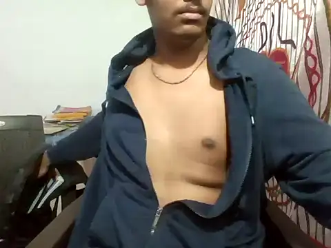 brownguy1234 online show from December 31, 7:51 pm