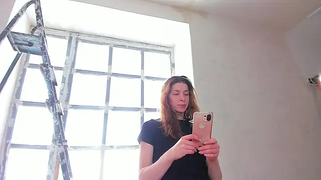 YourSuperModel online show from March 16, 9:05 am