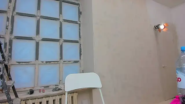 YourSuperModel online show from March 17, 2:12 pm