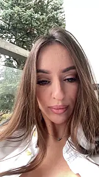 tina akira online show from November 3, 11:11 am