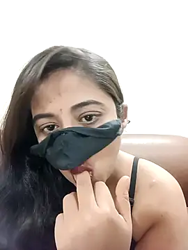 Snapshot of DIZZLING_DIVA chatting on January 9, 5:00 pm DIZZLING DIVA online show from January 9, 5:00 pm