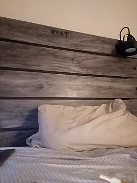 Snapshot of Mcoleman4642 chatting on September 12, 2:28 pm Mcoleman4642 online show from September 12, 2:28 pm