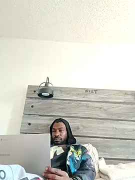 Snapshot of Mcoleman4642 chatting on November 1, 5:26 pm Mcoleman4642 online show from November 1, 5:26 pm