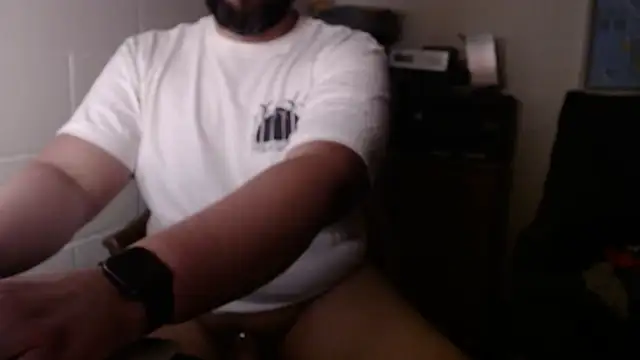 ThongerBBro online show from June 9, 7:53 am