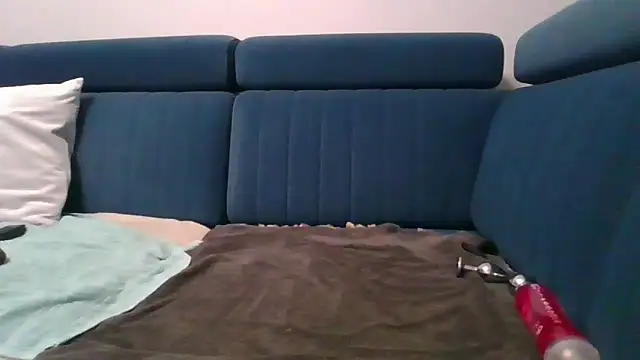 axecoman60 online show from March 3, 9:26 pm