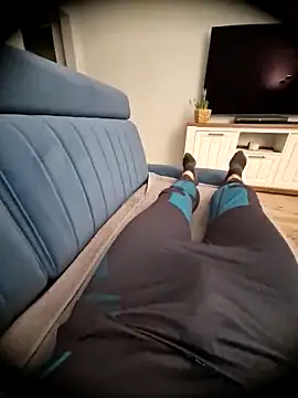 axecoman60 online show from March 15, 6:32 pm