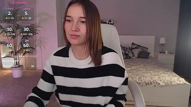 Snapshot of Bellla_Haddid chatting on September 12, 12:33 am Bellla Haddid online show from September 12, 12:33 am