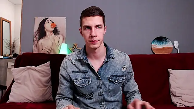 Chris Brien online show from December 1, 4:29 pm