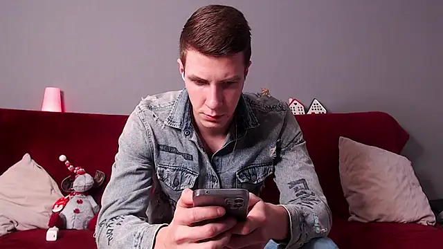 Chris Brien online show from January 23, 4:09 am