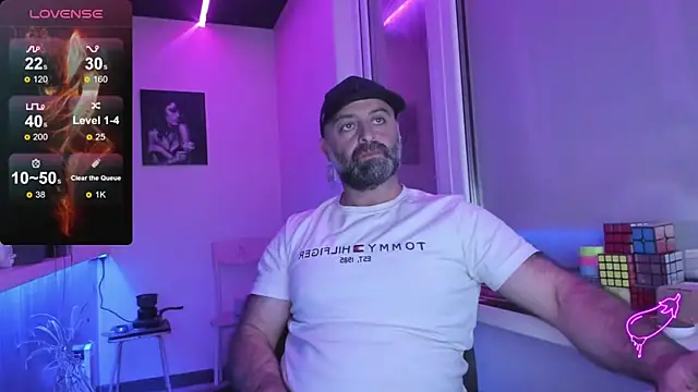 MAGABEAR077 online show from September 21, 3:02 pm