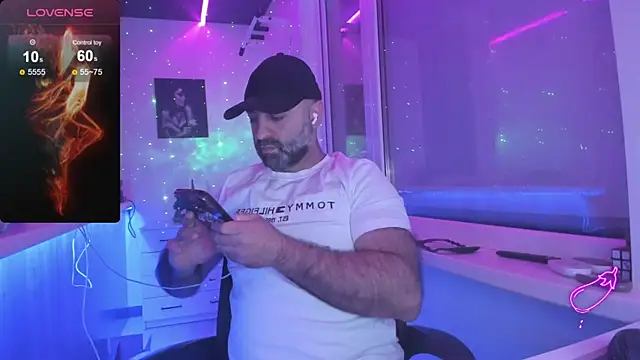 MAGABEAR077 online show from November 27, 2:19 pm