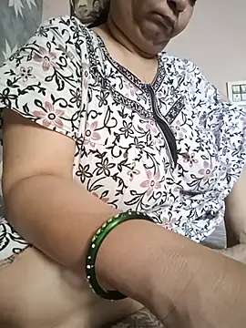Kavya kapoor online show from June 6, 2:05 am