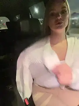 Devill Angel  online show from December 10, 7:11 pm