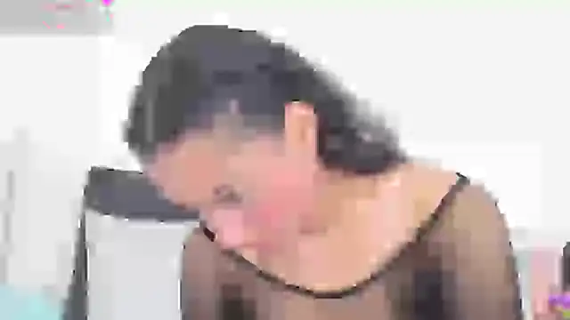 nathally roses online show from February 13, 1:40 am