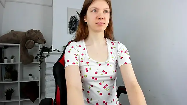 Snapshot of Baby_Evalena chatting on March 7, 4:57 am Baby Evalena online show from March 7, 4:57 am