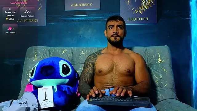 ERIC HARRISON online show from October 25, 11:54 pm