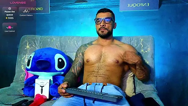 ERIC HARRISON online show from November 2, 8:44 pm