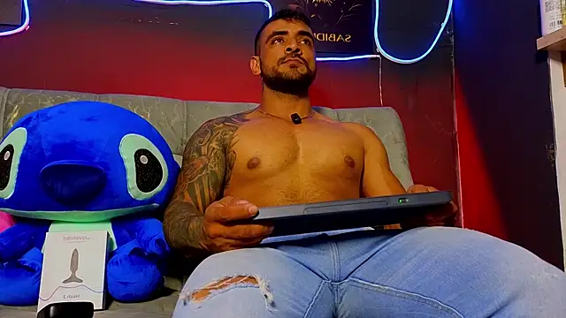 ERIC HARRISON online show from January 18, 8:56 pm