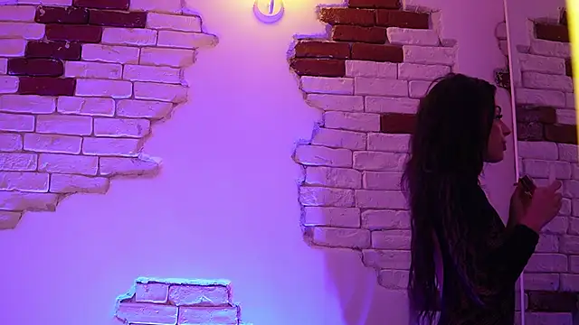 AngelinaCapri online show from February 3, 4:35 am