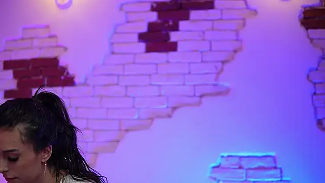 AngelinaCapri online show from February 11, 9:56 pm