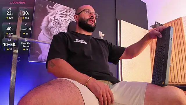 Luke  09 online show from October 28, 11:14 am