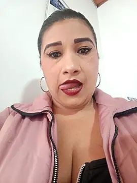 Hannahcandyy online show from October 28, 4:20 pm