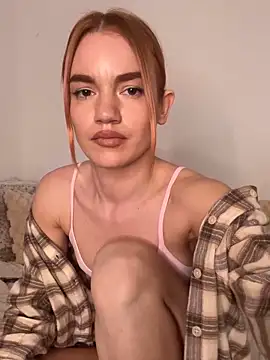 Heidi11 online show from February 5, 6:26 pm