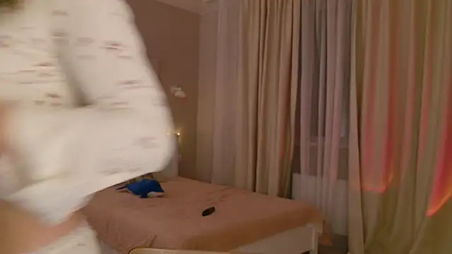 Pink SeaGul online show from October 20, 5:02 pm