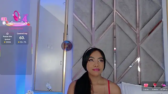 Lola King online show from November 5, 10:54 pm