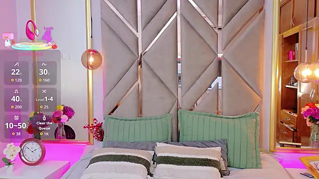 Lola King online show from November 22, 4:55 am