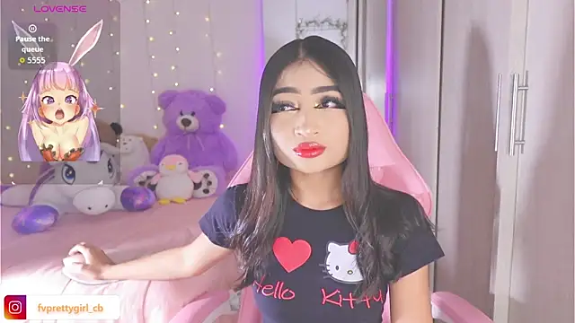 Snapshot of urfavprettygirl chatting on November 6, 6:14 am urfavprettygirl online show from November 6, 6:14 am