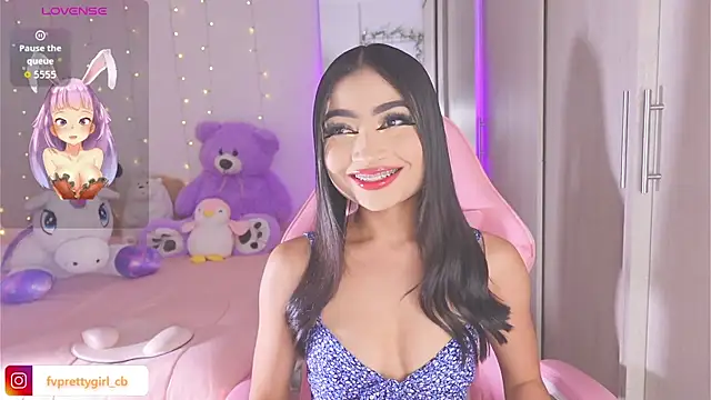 Snapshot of urfavprettygirl chatting on November 10, 6:12 am urfavprettygirl online show from November 10, 6:12 am