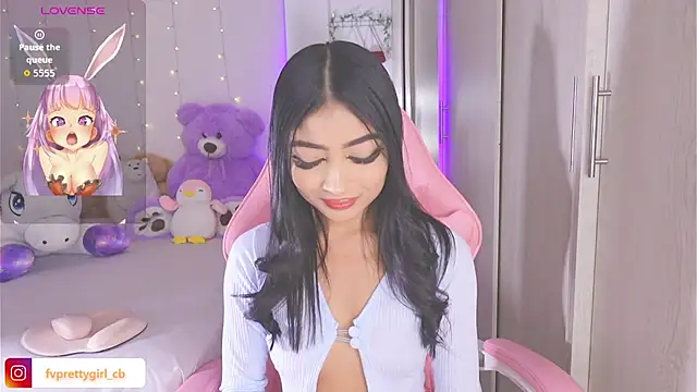 Snapshot of urfavprettygirl chatting on November 25, 6:02 am urfavprettygirl online show from November 25, 6:02 am