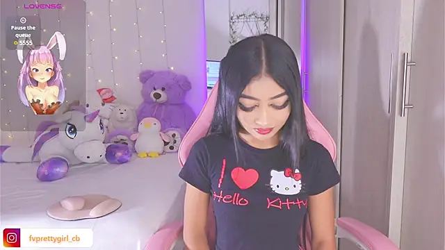 urfavprettygirl online show from January 6, 9:46 am