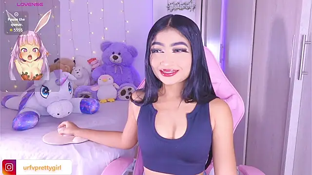 Snapshot of urfavprettygirl chatting on July 13, 6:38 am urfavprettygirl online show from July 13, 6:38 am