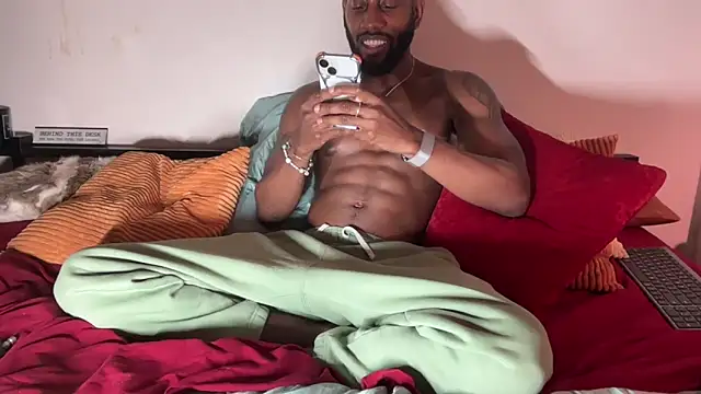 darkmattre07 online show from March 16, 3:47 am