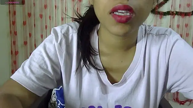 Preeti-Sexy online show from February 13, 4:22 am