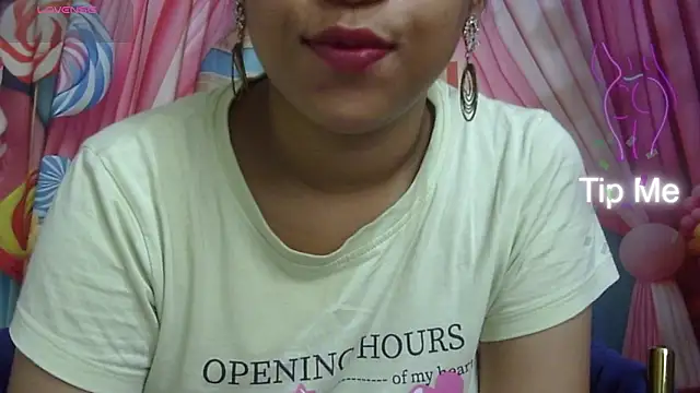 Preeti-Sexy online show from May 11, 4:18 am
