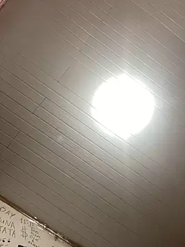 Snapshot of Vih222 chatting on December 6, 2:46 am Vih222 online show from December 6, 2:46 am