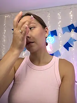 Snapshot of AliceBrayan chatting on September 23, 5:10 am AliceBrayan online show from September 23, 5:10 am