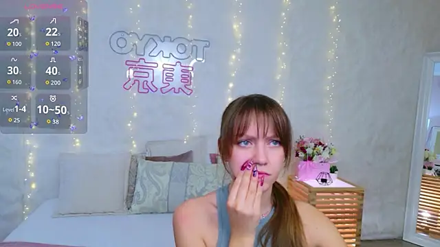 AliceBrayan online show from April 18, 5:06 pm