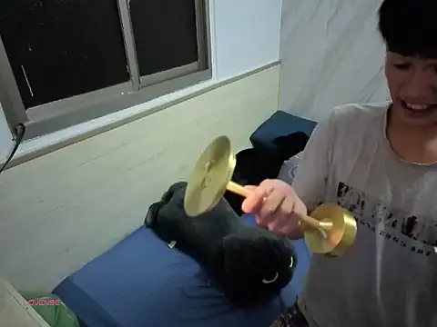 bbhiShark online show from September 26, 12:20 pm