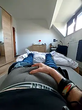 pascalino100 online show from March 2, 9:21 am