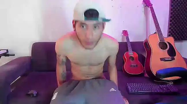 Henrikk senn online show from December 11, 12:23 pm