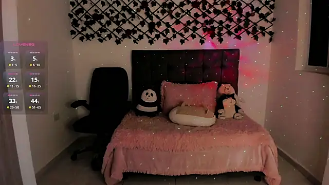 Lilith Miller21 online show from November 10, 7:02 pm