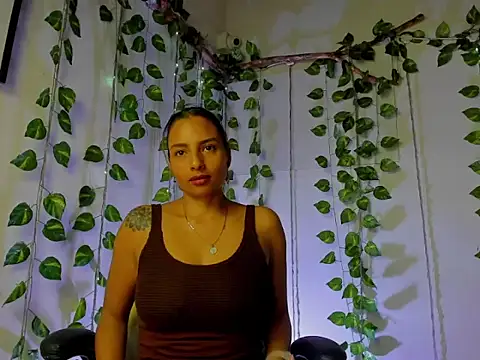 mykaelahoney online show from September 16, 1:17 am