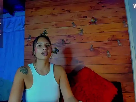 mykaelahoney online show from October 16, 3:29 am