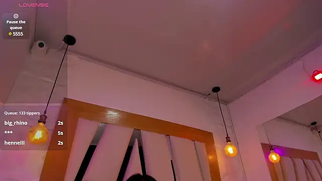 sophie ws online show from December 31, 5:44 am